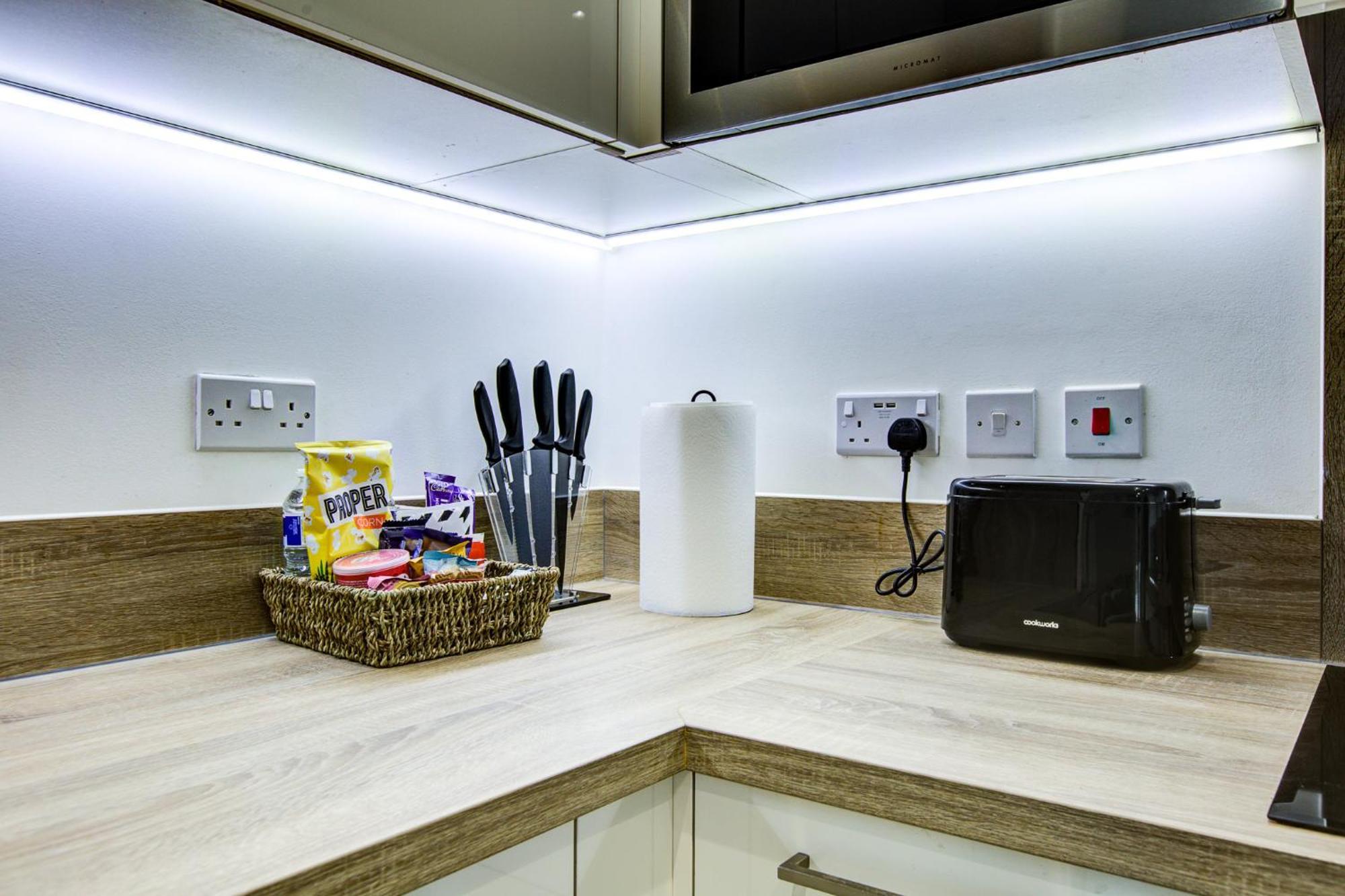 Luxee By Excel Apartament *